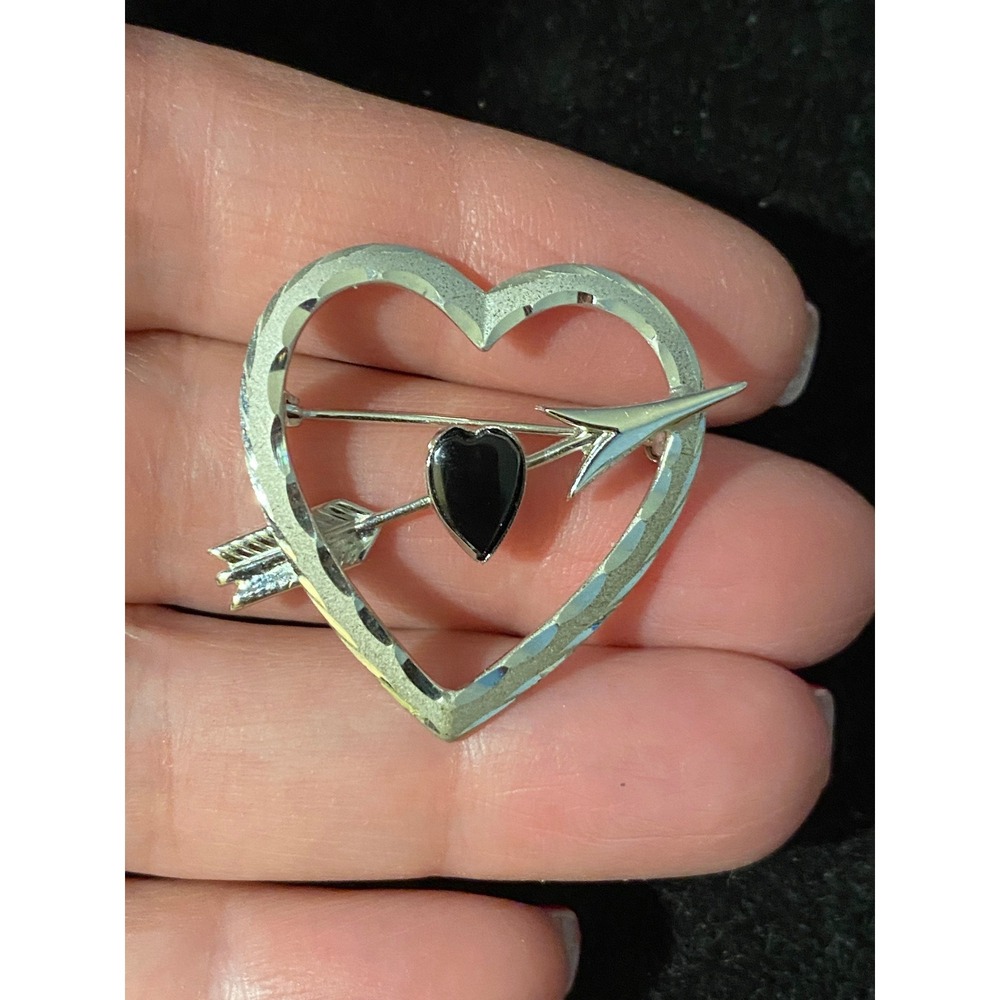 Vintage Sterling & Black Onyx Heart W/ Arrow Pin